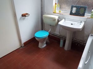 Photo 5- click for photo gallery